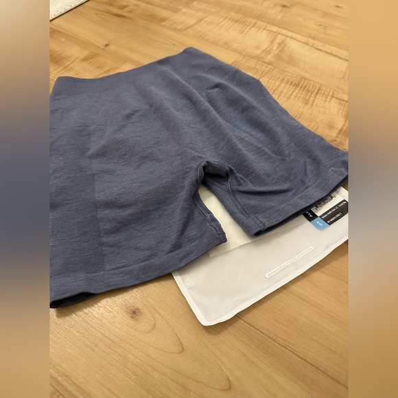 Alphalete Amplify Shorts - Picture 3 of 6